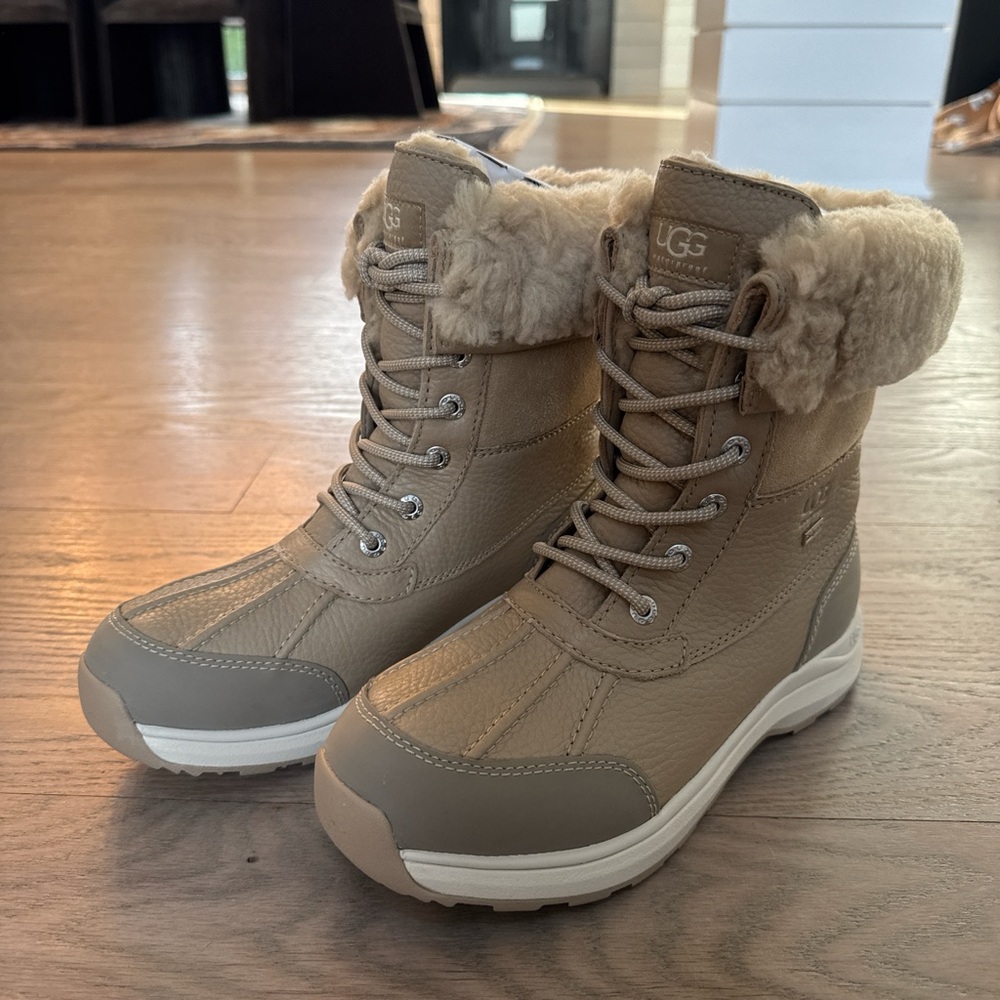 UGG Australia - Adirondack Snow Boots